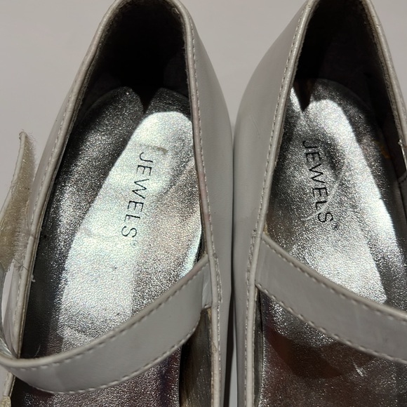 ❗️host pick❗️Girls shoes Jewels - Picture 8 of 13